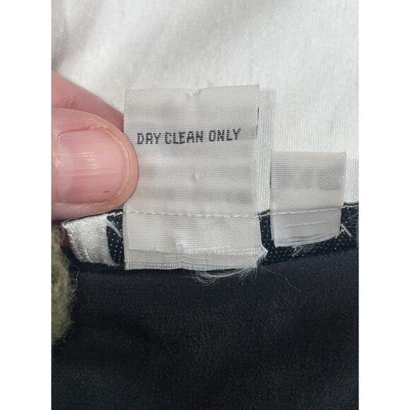 Ninety Embroidered‎ 100% Silk Top - Size XL - Beautiful Floral Embroidery - Picture 10 of 10